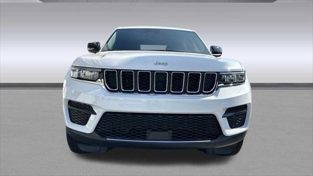 2025 Jeep Grand Cherokee GRAND CHEROKEE LAREDO X 4X2