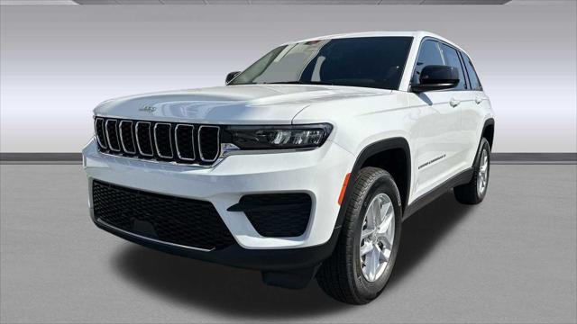 2025 Jeep Grand Cherokee GRAND CHEROKEE LAREDO X 4X2