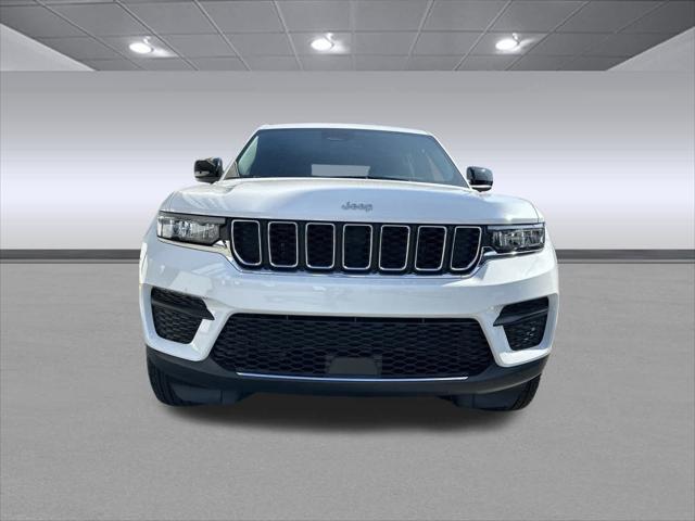 2025 Jeep Grand Cherokee GRAND CHEROKEE LAREDO X 4X2
