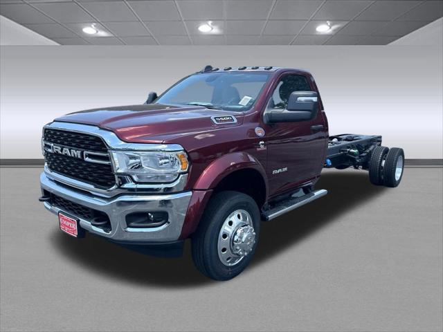 2024 RAM Ram 5500 Chassis Cab RAM 5500 SLT CHASSIS REGULAR CAB 4X4 120 CA 2024 RAM Ram 5500 Chassis Cab RAM 5500 SLT CHASSIS REGULAR CAB 4X4 120 CA