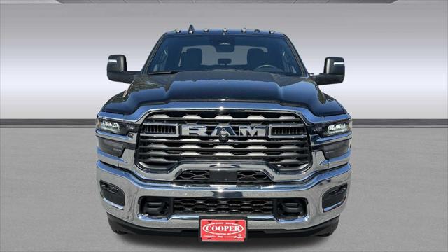 2025 RAM Ram 3500 Chassis Cab RAM 3500 TRADESMAN CREW CAB CHASSIS 4X4 60 CA 2025 RAM Ram 3500 Chassis Cab RAM 3500 TRADESMAN CREW CAB CHASSIS 4X4 60 CA