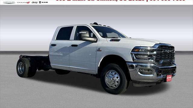 2025 RAM Ram 3500 Chassis Cab RAM 3500 TRADESMAN CREW CAB CHASSIS 4X4 60 CA 2025 RAM Ram 3500 Chassis Cab RAM 3500 TRADESMAN CREW CAB CHASSIS 4X4 60 CA
