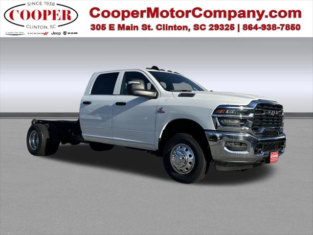 2025 RAM Ram 3500 Chassis Cab RAM 3500 TRADESMAN CREW CAB CHASSIS 4X4 60 CA 2025 RAM Ram 3500 Chassis Cab RAM 3500 TRADESMAN CREW CAB CHASSIS 4X4 60 CA