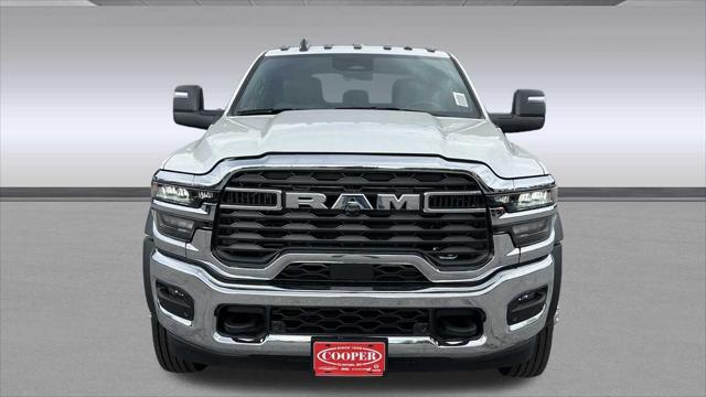 2026 RAM Ram 5500 Chassis Cab RAM 5500 TRADESMAN CHASSIS CREW CAB 4X4 84 CA 2026 RAM Ram 5500 Chassis Cab RAM 5500 TRADESMAN CHASSIS CREW CAB 4X4 84 CA