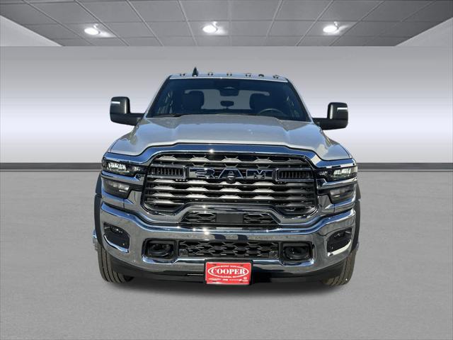 2026 RAM Ram 4500 Chassis Cab RAM 4500 TRADESMAN CHASSIS CREW CAB 4X4 60 CA 2026 RAM Ram 4500 Chassis Cab RAM 4500 TRADESMAN CHASSIS CREW CAB 4X4 60 CA