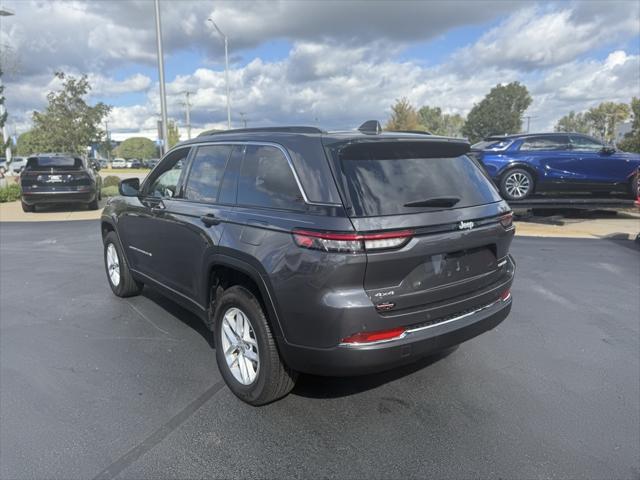 2024 Jeep Grand Cherokee Laredo X 4x4