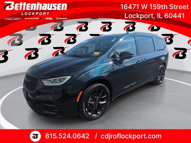 2023 Chrysler Pacifica Limited AWD