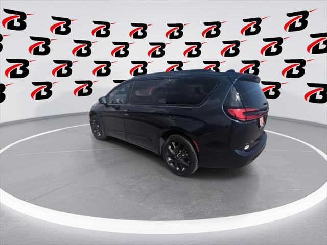 2023 Chrysler Pacifica Limited AWD