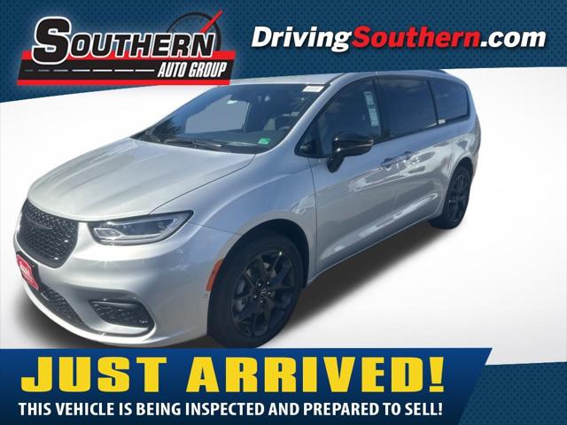 2026 Chrysler Pacifica PACIFICA LIMITED AWD