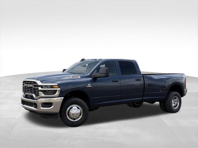2026 RAM Ram 3500 RAM 3500 TRADESMAN CREW CAB 4X4 8 BOX