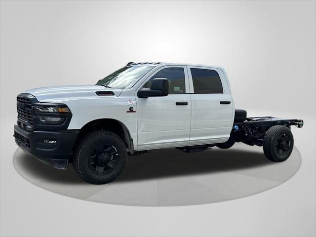 2025 RAM Ram 3500 Chassis Cab RAM 3500 TRADESMAN CREW CAB CHASSIS 4X4 60 CA 2025 RAM Ram 3500 Chassis Cab RAM 3500 TRADESMAN CREW CAB CHASSIS 4X4 60 CA