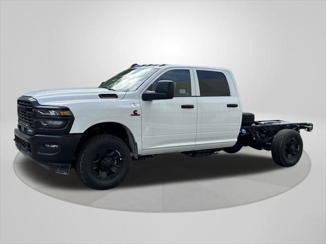 2025 RAM Ram 3500 Chassis Cab RAM 3500 TRADESMAN CREW CAB CHASSIS 4X4 60 CA 2025 RAM Ram 3500 Chassis Cab RAM 3500 TRADESMAN CREW CAB CHASSIS 4X4 60 CA