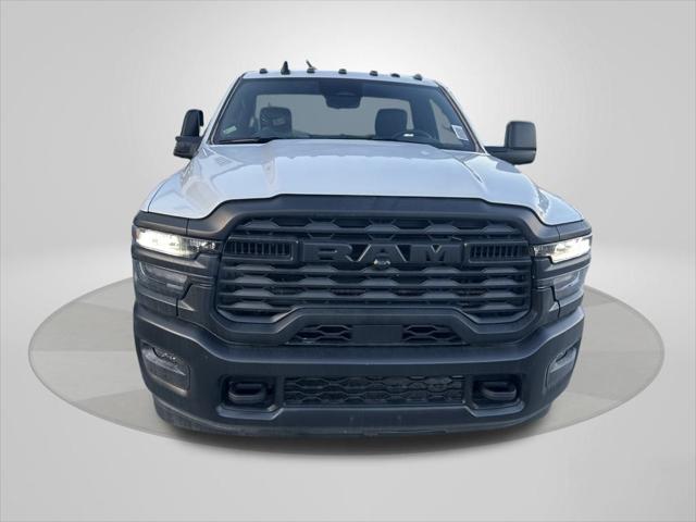 2025 RAM Ram 3500 Chassis Cab RAM 3500 TRADESMAN CHASSIS REGULAR CAB 4X4 84 CA 2025 RAM Ram 3500 Chassis Cab RAM 3500 TRADESMAN CHASSIS REGULAR CAB 4X4 84 CA