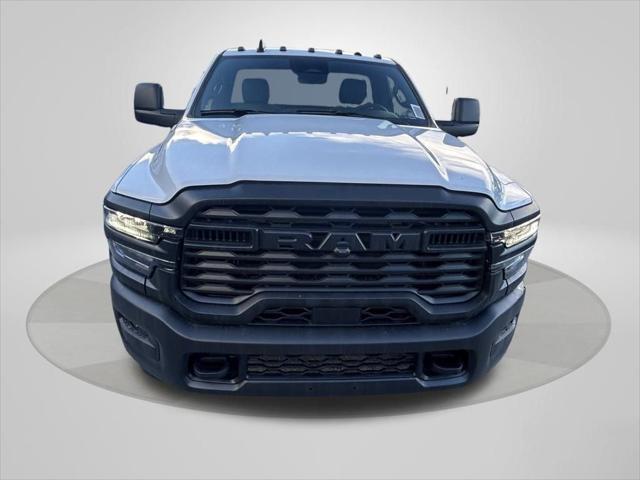 2025 RAM Ram 3500 Chassis Cab RAM 3500 TRADESMAN CHASSIS REGULAR CAB 4X4 60 CA