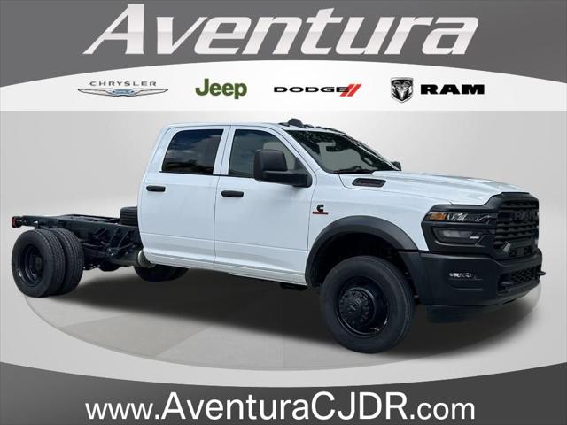 2025 RAM Ram 5500 Chassis Cab RAM 5500 TRADESMAN CHASSIS CREW CAB 4X4 60 CA 2025 RAM Ram 5500 Chassis Cab RAM 5500 TRADESMAN CHASSIS CREW CAB 4X4 60 CA