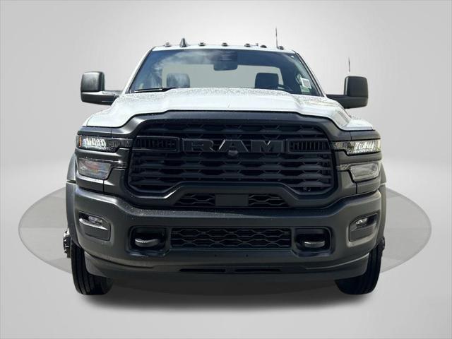 2025 RAM Ram 5500 Chassis Cab RAM 5500 TRADESMAN CHASSIS REGULAR CAB 4X4 120 CA