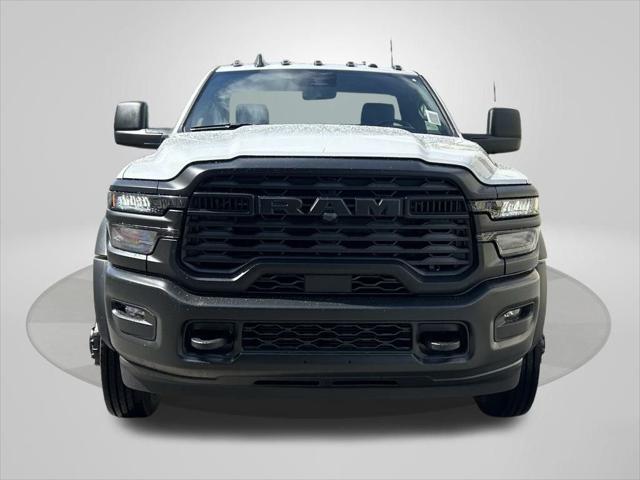 2025 RAM Ram 5500 Chassis Cab RAM 5500 TRADESMAN CHASSIS REGULAR CAB 4X4 120 CA 2025 RAM Ram 5500 Chassis Cab RAM 5500 TRADESMAN CHASSIS REGULAR CAB 4X4 120 CA