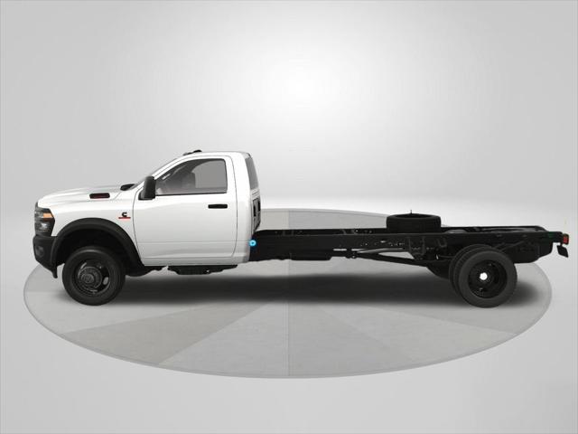 2025 RAM 5500 Chassis RAM 5500 TRADESMAN CHASSIS REGULAR CAB 4X4 120 CA
