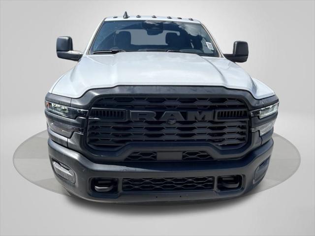 2025 RAM Ram 3500 Chassis Cab RAM 3500 TRADESMAN CREW CAB CHASSIS 4X4 60 CA 2025 RAM Ram 3500 Chassis Cab RAM 3500 TRADESMAN CREW CAB CHASSIS 4X4 60 CA