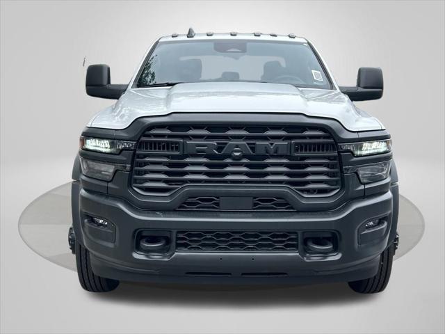 2025 RAM Ram 5500 Chassis Cab RAM 5500 TRADESMAN CHASSIS CREW CAB 4X4 60 CA 2025 RAM Ram 5500 Chassis Cab RAM 5500 TRADESMAN CHASSIS CREW CAB 4X4 60 CA