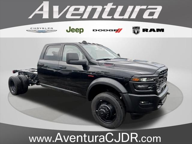 2025 RAM Ram 5500 Chassis Cab RAM 5500 TRADESMAN CHASSIS CREW CAB 4X4 60 CA 2025 RAM Ram 5500 Chassis Cab RAM 5500 TRADESMAN CHASSIS CREW CAB 4X4 60 CA