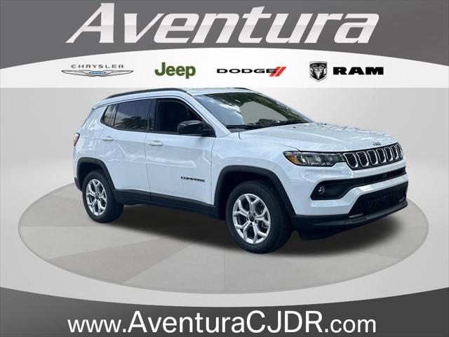 2025 Jeep Compass COMPASS LATITUDE 4X4