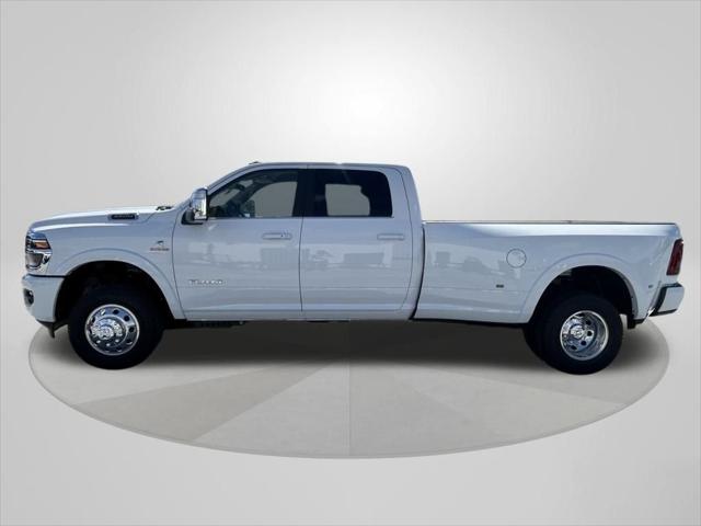 2025 RAM Ram 3500 RAM 3500 LIMITED LONGHORN CREW CAB 4X4 8 BOX 2025 RAM Ram 3500 RAM 3500 LIMITED LONGHORN CREW CAB 4X4 8 BOX