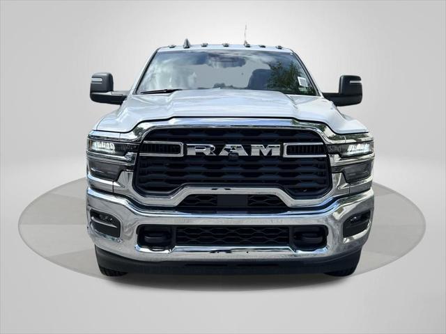 2025 RAM Ram 3500 Chassis Cab RAM 3500 BIG HORN CREW CAB CHASSIS 4X4 60 CA