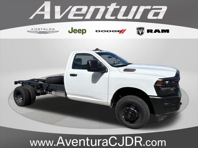 2025 RAM Ram 3500 Chassis Cab RAM 3500 TRADESMAN CHASSIS REGULAR CAB 4X4 84 CA