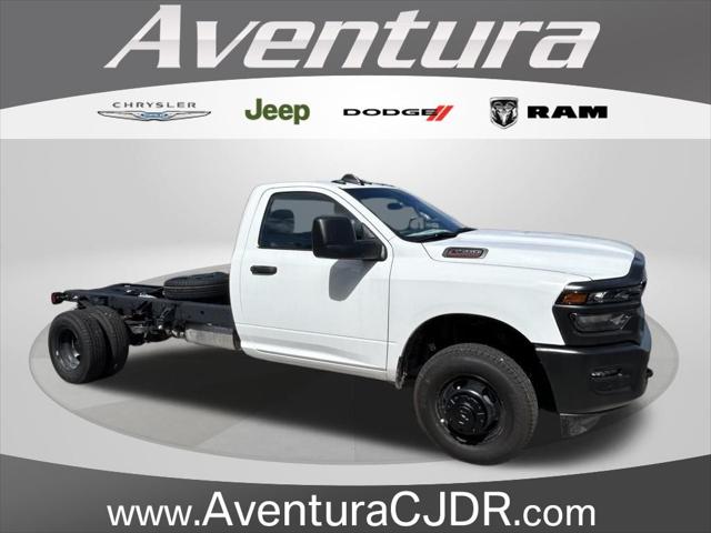 2025 RAM Ram 3500 Chassis Cab RAM 3500 TRADESMAN CHASSIS REGULAR CAB 4X4 84 CA 2025 RAM Ram 3500 Chassis Cab RAM 3500 TRADESMAN CHASSIS REGULAR CAB 4X4 84 CA