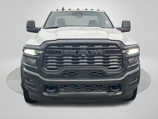 2025 RAM Ram 5500 Chassis Cab RAM 5500 TRADESMAN CHASSIS REGULAR CAB 4X4 84 CA