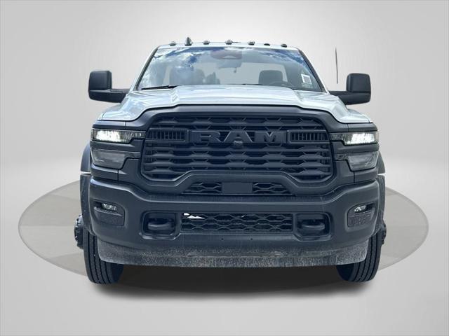 2025 RAM Ram 5500 Chassis Cab RAM 5500 TRADESMAN CHASSIS REGULAR CAB 4X4 84 CA
