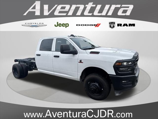 2025 RAM Ram 3500 Chassis Cab RAM 3500 TRADESMAN CREW CAB CHASSIS 4X4 60 CA 2025 RAM Ram 3500 Chassis Cab RAM 3500 TRADESMAN CREW CAB CHASSIS 4X4 60 CA