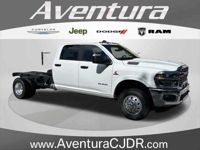 2025 RAM Ram 3500 Chassis Cab RAM 3500 BIG HORN CREW CAB CHASSIS 4X4 60 CA 2025 RAM Ram 3500 Chassis Cab RAM 3500 BIG HORN CREW CAB CHASSIS 4X4 60 CA