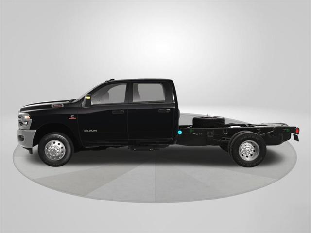 2025 RAM Ram 3500 Chassis Cab RAM 3500 BIG HORN CREW CAB CHASSIS 4X4 60 CA