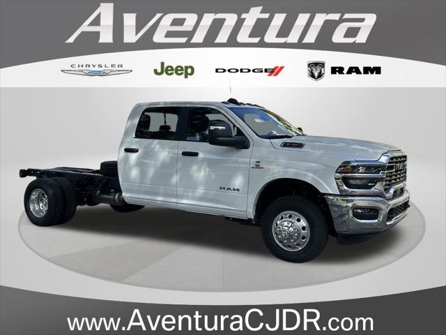 2025 RAM Ram 3500 Chassis Cab RAM 3500 BIG HORN CREW CAB CHASSIS 4X4 60 CA 2025 RAM Ram 3500 Chassis Cab RAM 3500 BIG HORN CREW CAB CHASSIS 4X4 60 CA