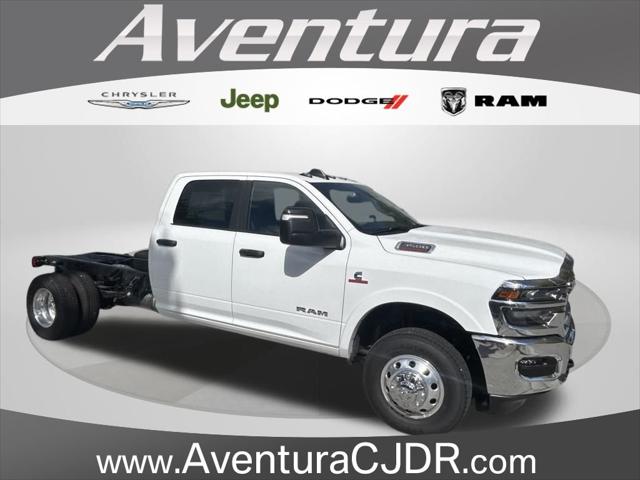 2025 RAM Ram 3500 Chassis Cab RAM 3500 BIG HORN CREW CAB CHASSIS 4X4 60 CA