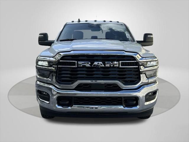 2025 RAM Ram 3500 Chassis Cab RAM 3500 BIG HORN CREW CAB CHASSIS 4X4 60 CA 2025 RAM Ram 3500 Chassis Cab RAM 3500 BIG HORN CREW CAB CHASSIS 4X4 60 CA