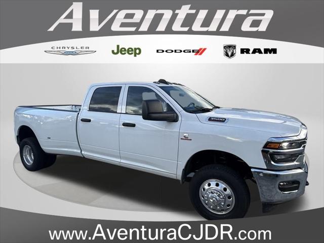 2026 RAM Ram 3500 RAM 3500 TRADESMAN CREW CAB 4X4 8 BOX