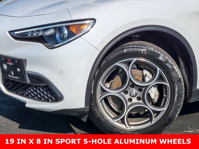 2022 Alfa Romeo Stelvio Sprint AWD 2022 Alfa Romeo Stelvio Sprint AWD