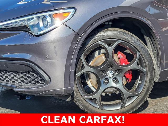 2022 Alfa Romeo Stelvio Veloce Ti AWD 2022 Alfa Romeo Stelvio Veloce Ti AWD