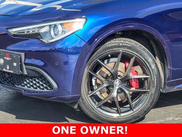 2021 Alfa Romeo Stelvio Ti AWD 2021 Alfa Romeo Stelvio Ti AWD