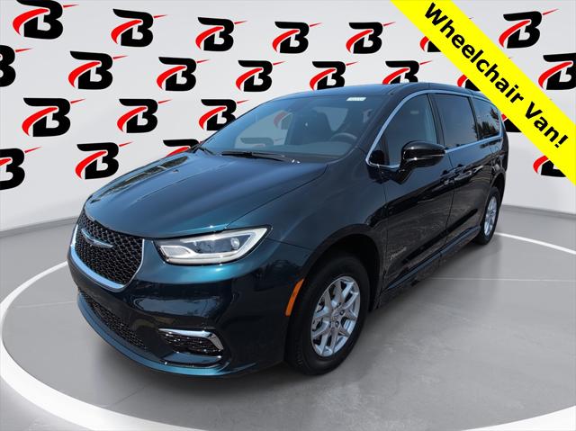 2025 Chrysler Pacifica PACIFICA SELECT