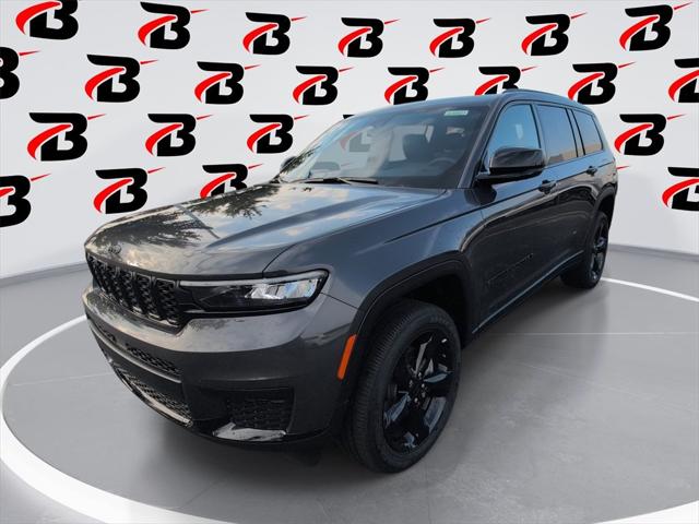 2025 Jeep Grand Cherokee GRAND CHEROKEE L ALTITUDE X 4X4