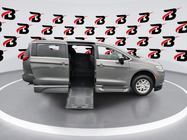 2025 Chrysler Pacifica PACIFICA SELECT