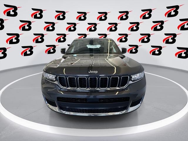 2025 Jeep Grand Cherokee GRAND CHEROKEE L LAREDO X 4X4
