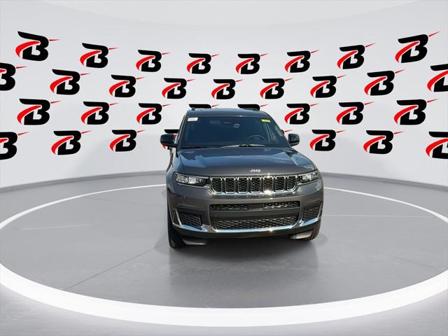2025 Jeep Grand Cherokee GRAND CHEROKEE L LAREDO X 4X4