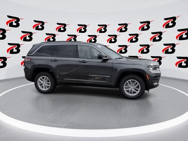 2025 Jeep Grand Cherokee GRAND CHEROKEE LAREDO X 4X4 2025 Jeep Grand Cherokee GRAND CHEROKEE LAREDO X 4X4