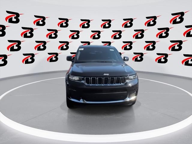 2025 Jeep Grand Cherokee GRAND CHEROKEE L LAREDO X 4X4