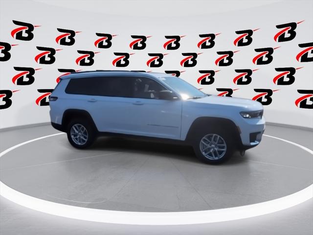 2025 Jeep Grand Cherokee GRAND CHEROKEE L LAREDO X 4X4